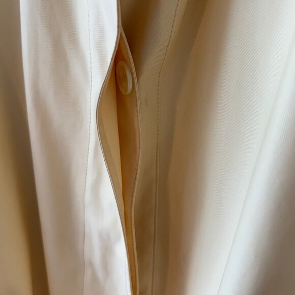 Gallery Like New Yellow Trench Rain Coat Size Large - Picture 4 of 12